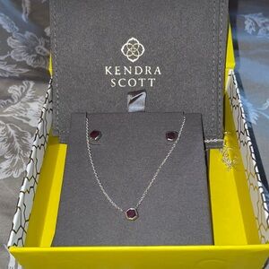 Kendra Scott Earring and Necklace Set